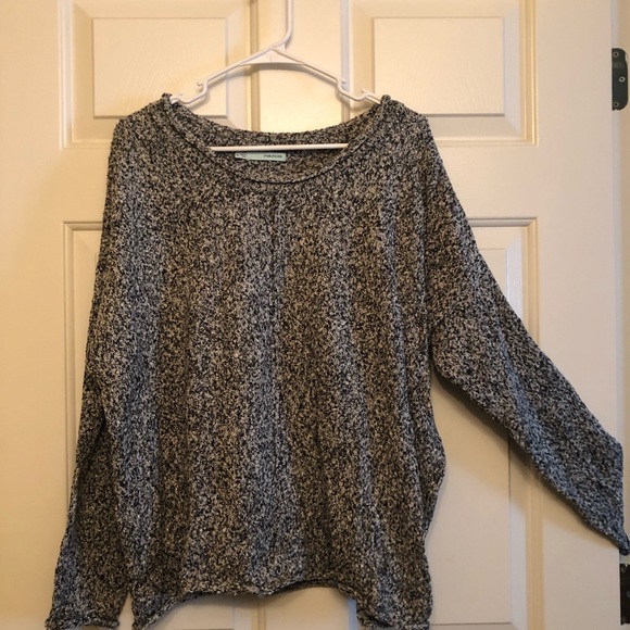 Sweater - Picture 2 of 4